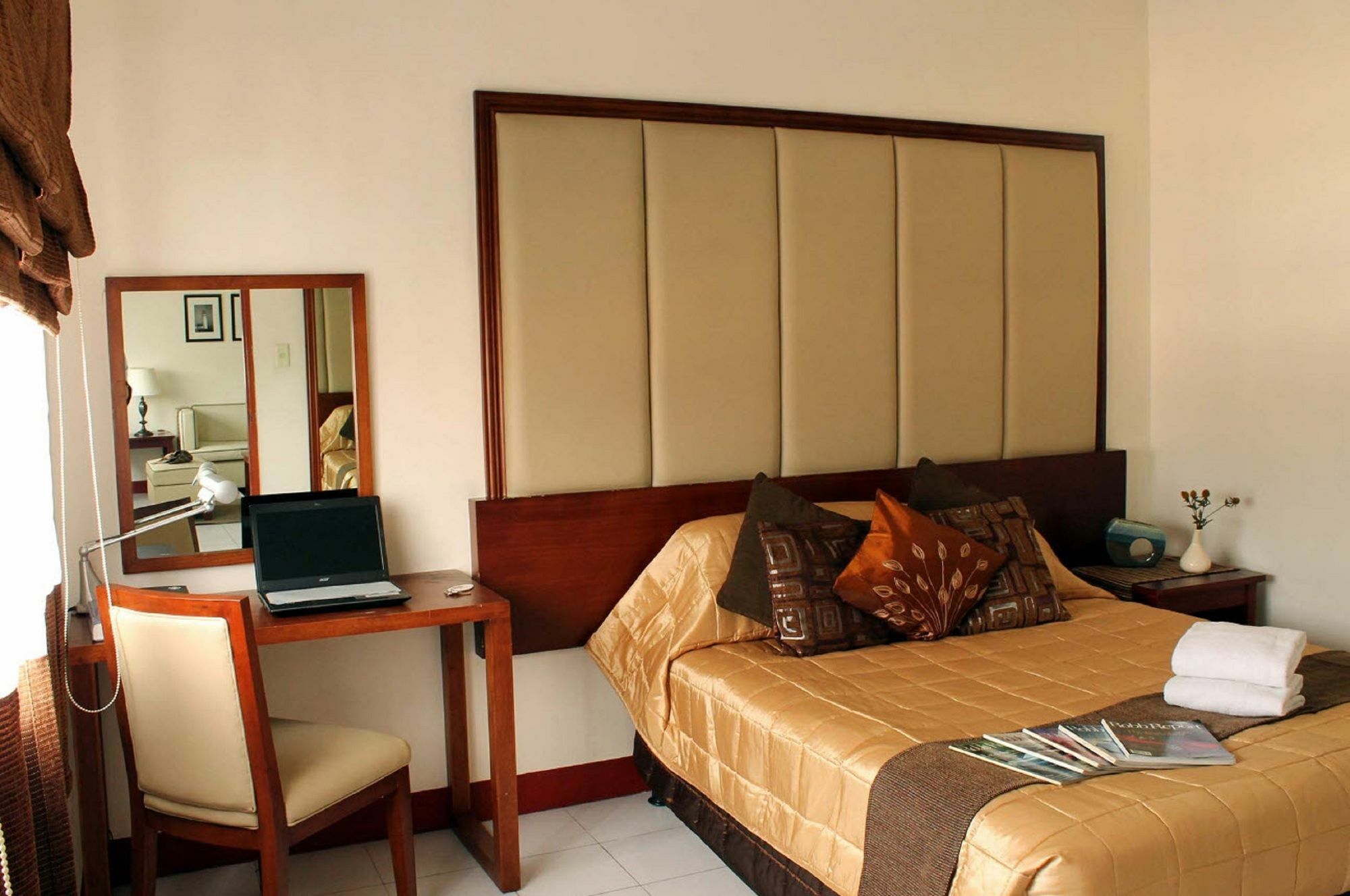 La Casarita Aparthotel Manila Luaran gambar